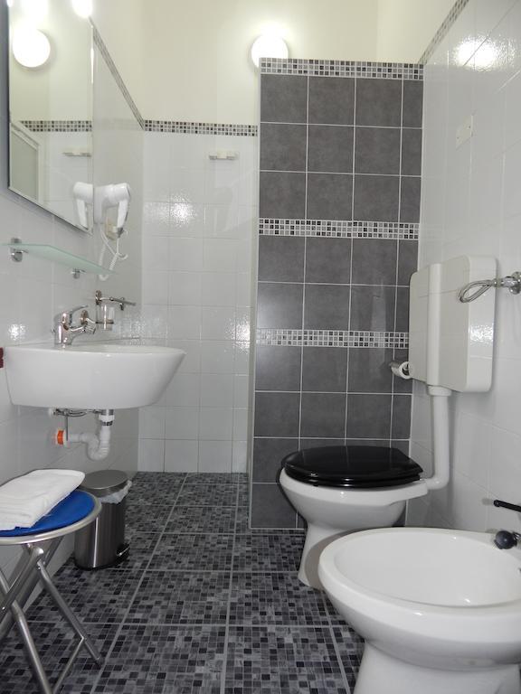 Hotel Il Platano Ottana Quarto foto