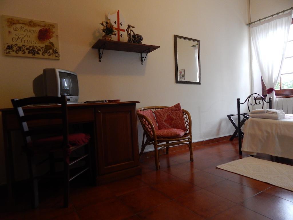 Hotel Il Platano Ottana Quarto foto